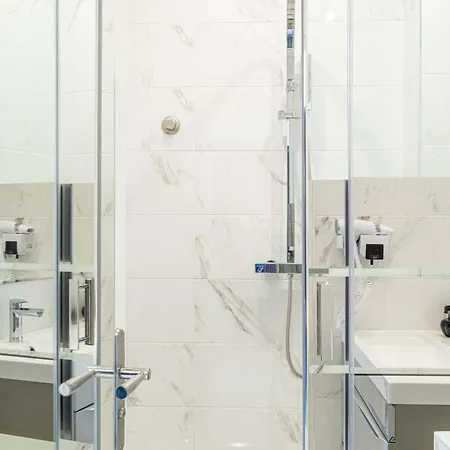 Cmg / Plage Barriere Apartment *